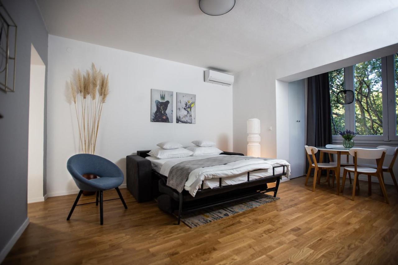 Big Tree Apartment & The Nest Apartment - Free Parking 莫斯塔尔 外观 照片