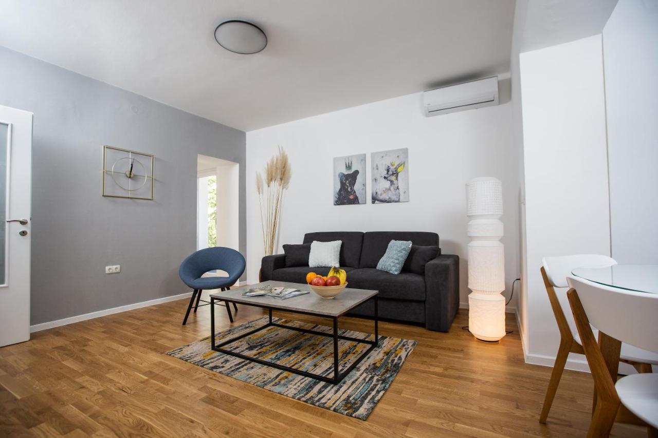 Big Tree Apartment & The Nest Apartment - Free Parking 莫斯塔尔 外观 照片