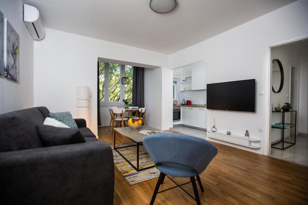 Big Tree Apartment & The Nest Apartment - Free Parking 莫斯塔尔 外观 照片