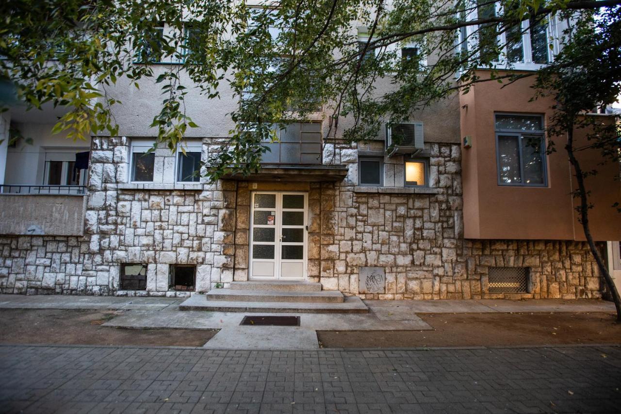 Big Tree Apartment & The Nest Apartment - Free Parking 莫斯塔尔 外观 照片