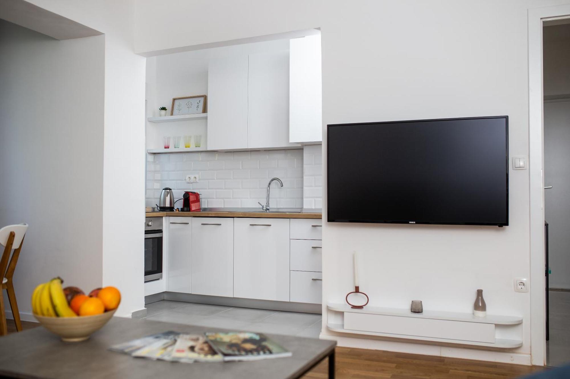 Big Tree Apartment & The Nest Apartment - Free Parking 莫斯塔尔 客房 照片